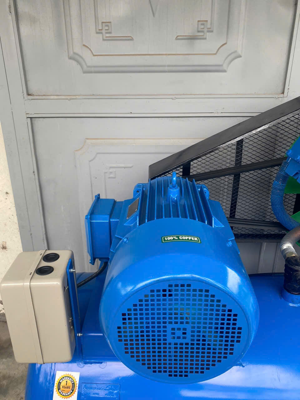 Máy nén khí ARAMCO 20HP-500L-12.5 5 Máy nén khí ARAMCO 20HP-500L-12.5 - Ảnh 5