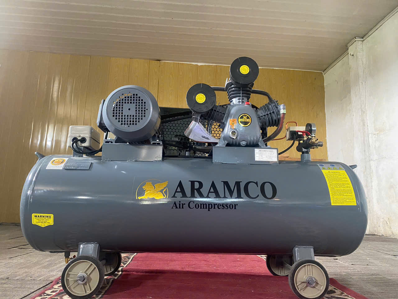 Máy nén khí ARAMCO 4HP-200L-Áp 12.5Kg- 380v